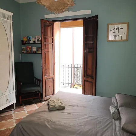 Tatil Evi Placa De L'almudi, Where Else! Onda