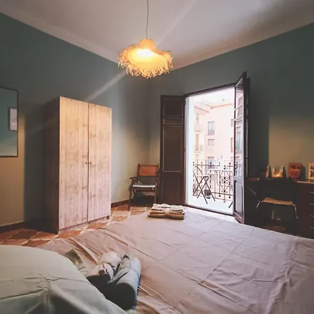 Placa De L'almudi, Where Else! * Onda